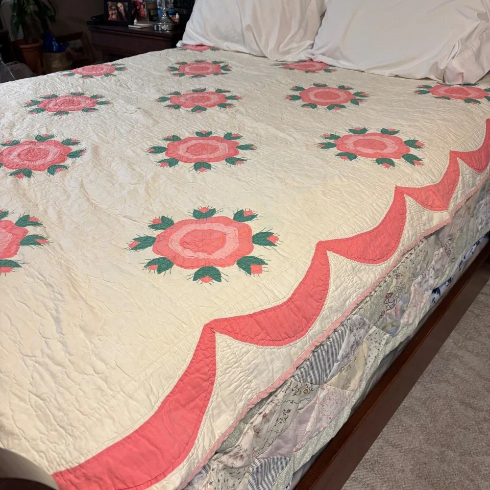 Vintage Handmade Rose of Sharon Ohio Rose Applique Quilt Pink Green 66x80 Twin